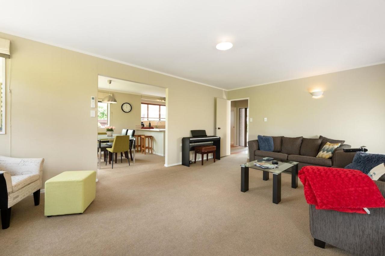 Golfers Delight In Quiet Cul De Sac Mount Maunganui Exterior photo